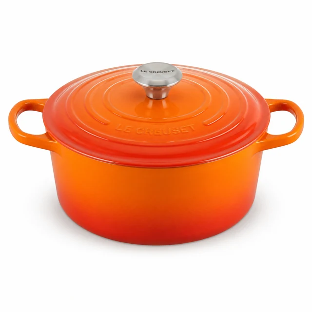 Le Creuset Signature Round Casserole product photo